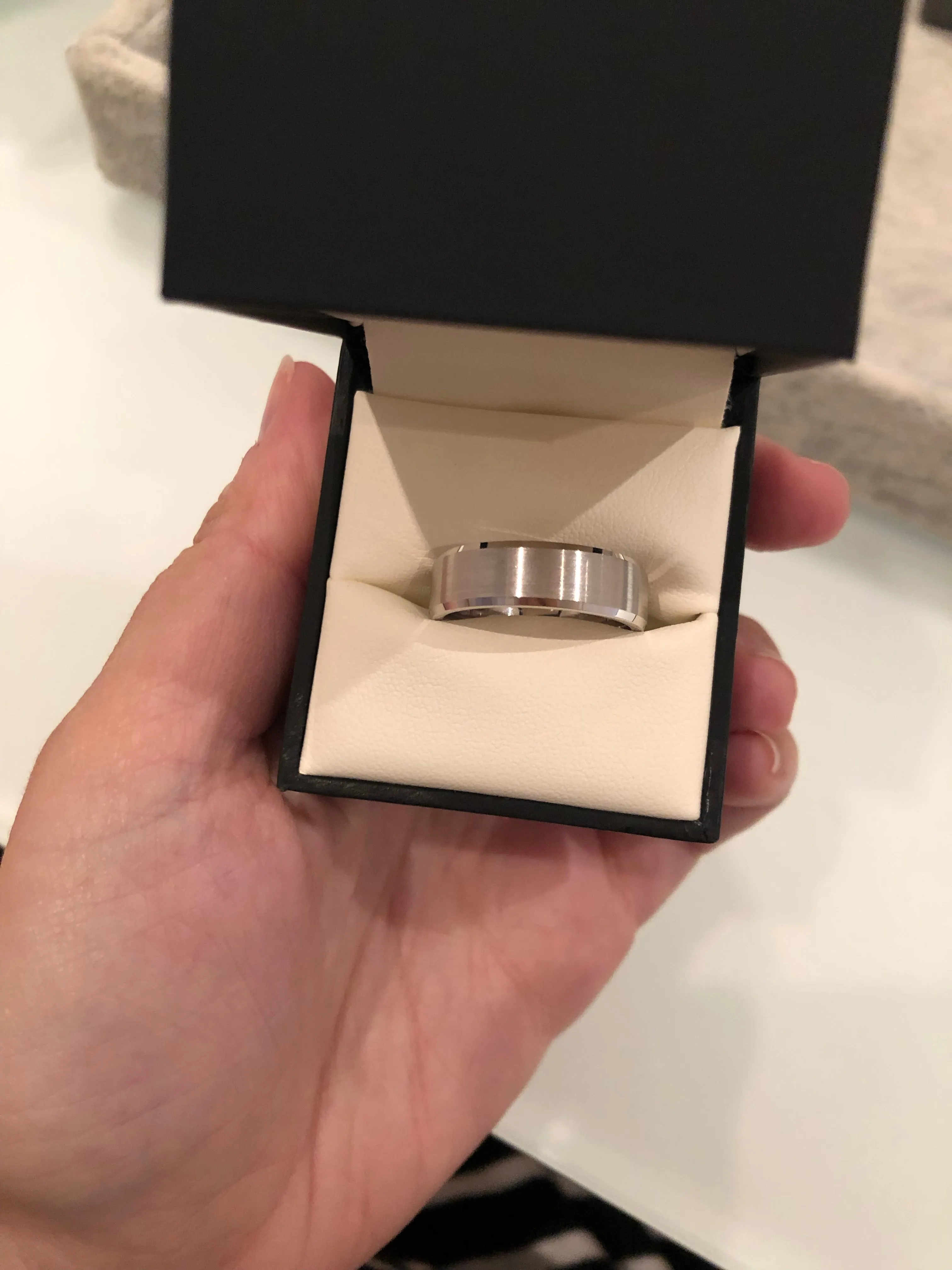 Elegant Mens Brushed Flat Wedding Band with Beveled Edges - Modern and Stylish Design